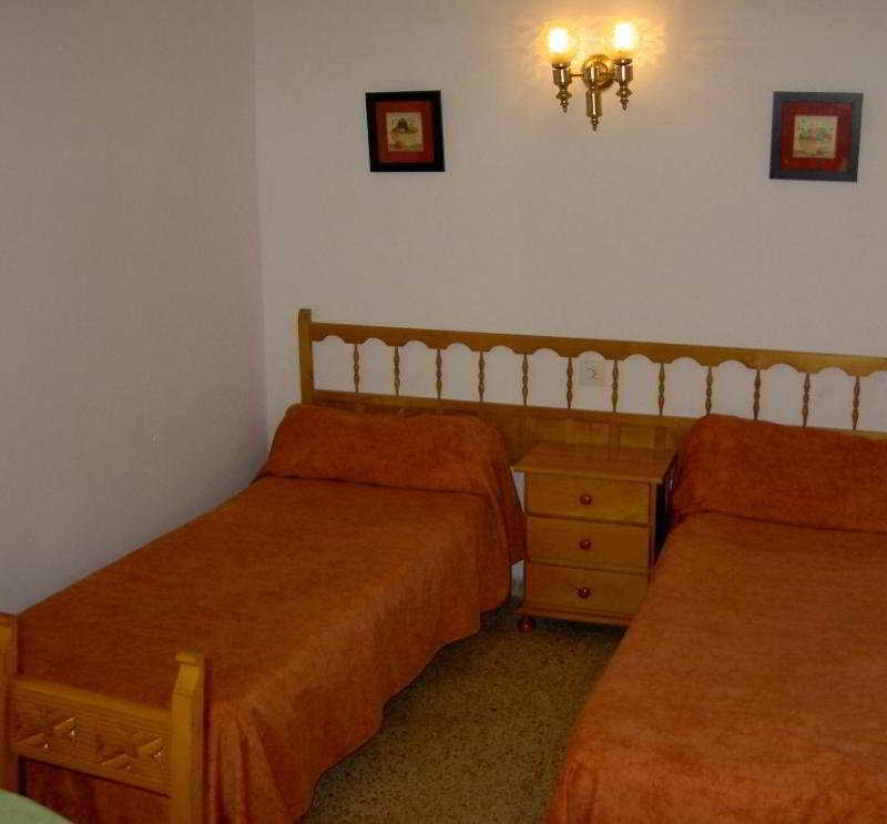 Apartamentos Zodiac Сан-Антоніо Екстер'єр фото