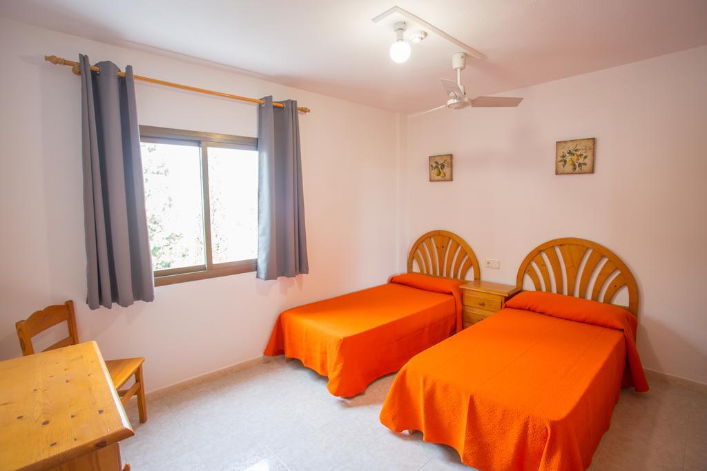 Apartamentos Zodiac Сан-Антоніо Екстер'єр фото