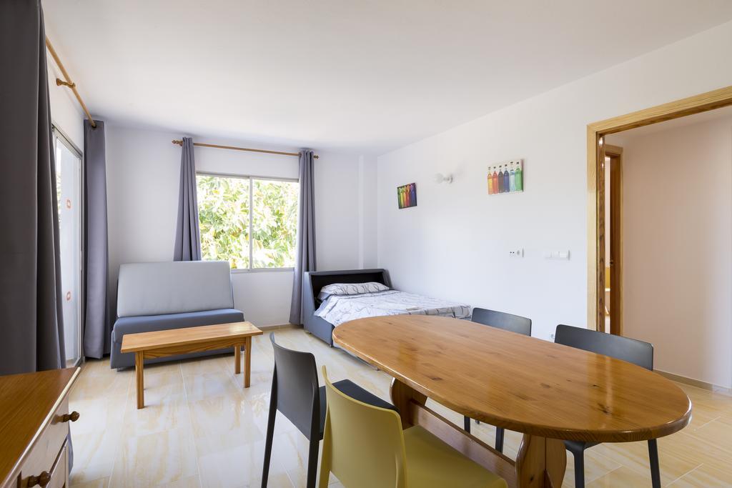 Apartamentos Zodiac Сан-Антоніо Екстер'єр фото