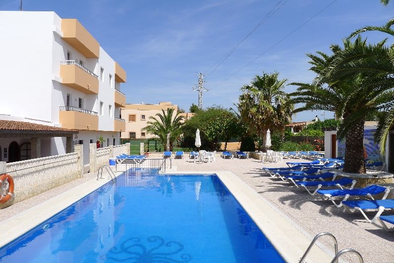 Apartamentos Zodiac Сан-Антоніо Екстер'єр фото