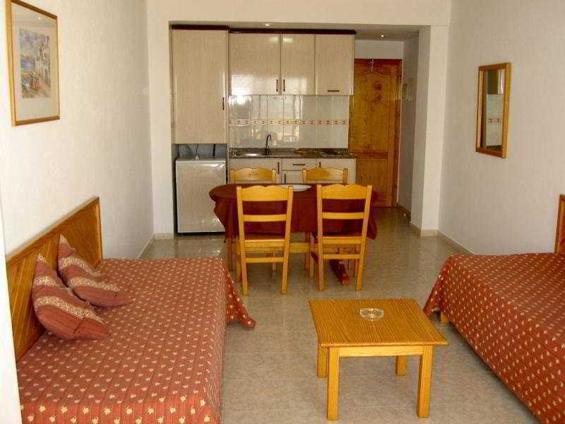 Apartamentos Zodiac Сан-Антоніо Екстер'єр фото